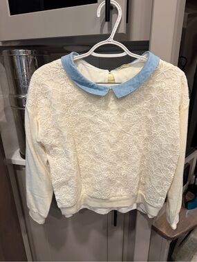 On The Couch Cream Top with Light Blue Trim
